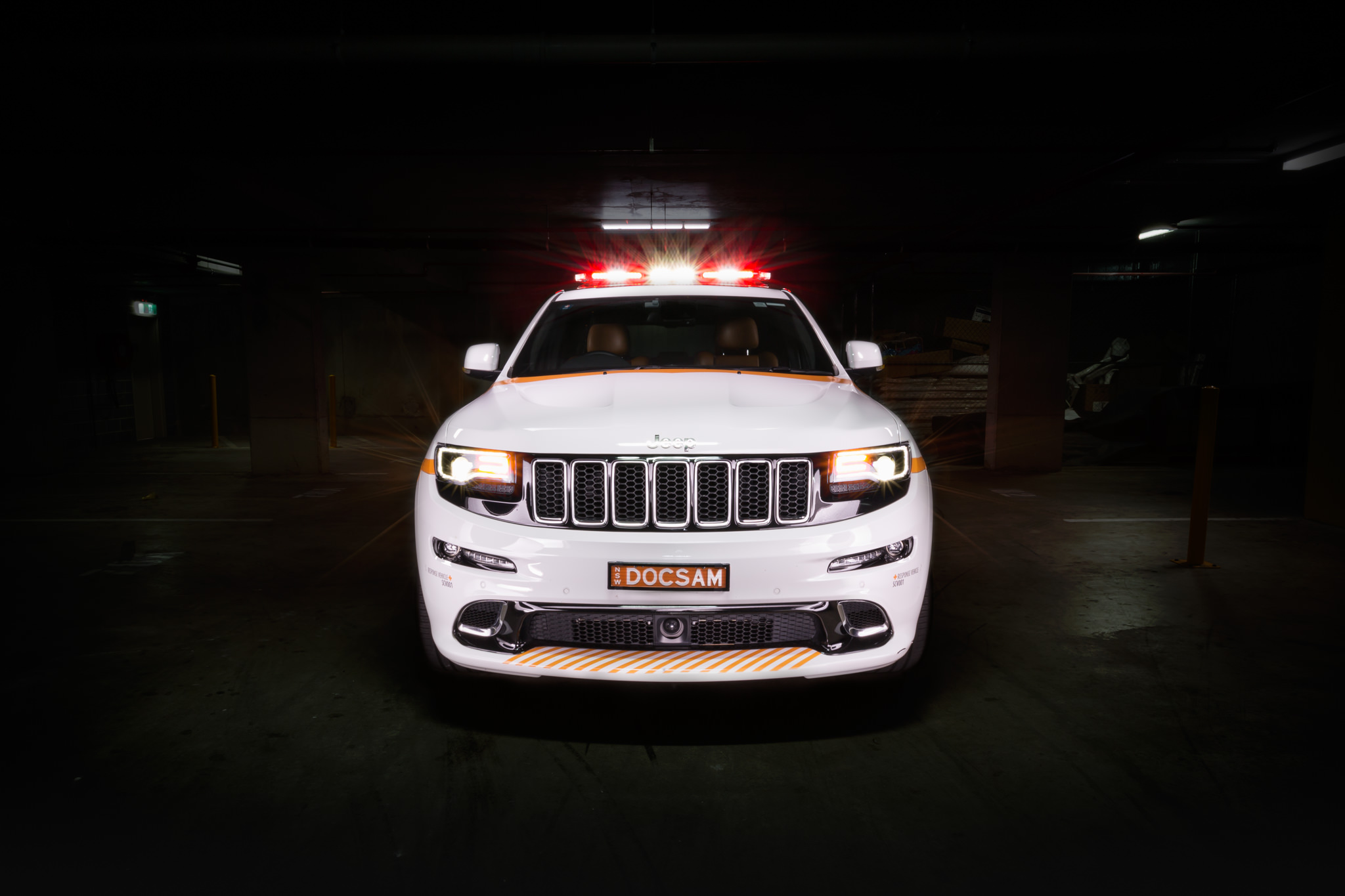 Southern Cross Vet Response Vehicle Grill, Jeep Grand Cherokee Car Photography